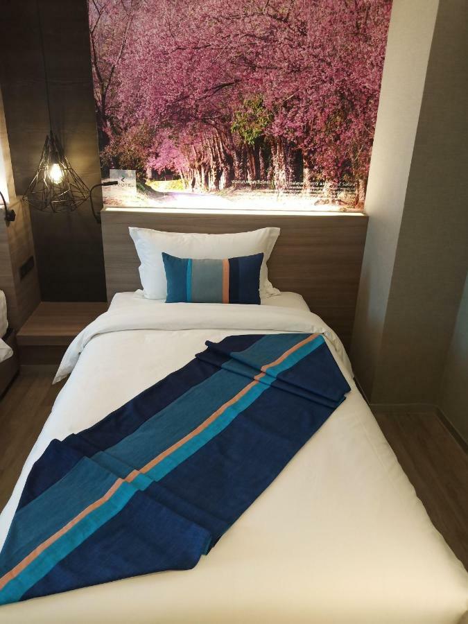 Bizotel Premier Hotel & Residence Bangkok Dış mekan fotoğraf